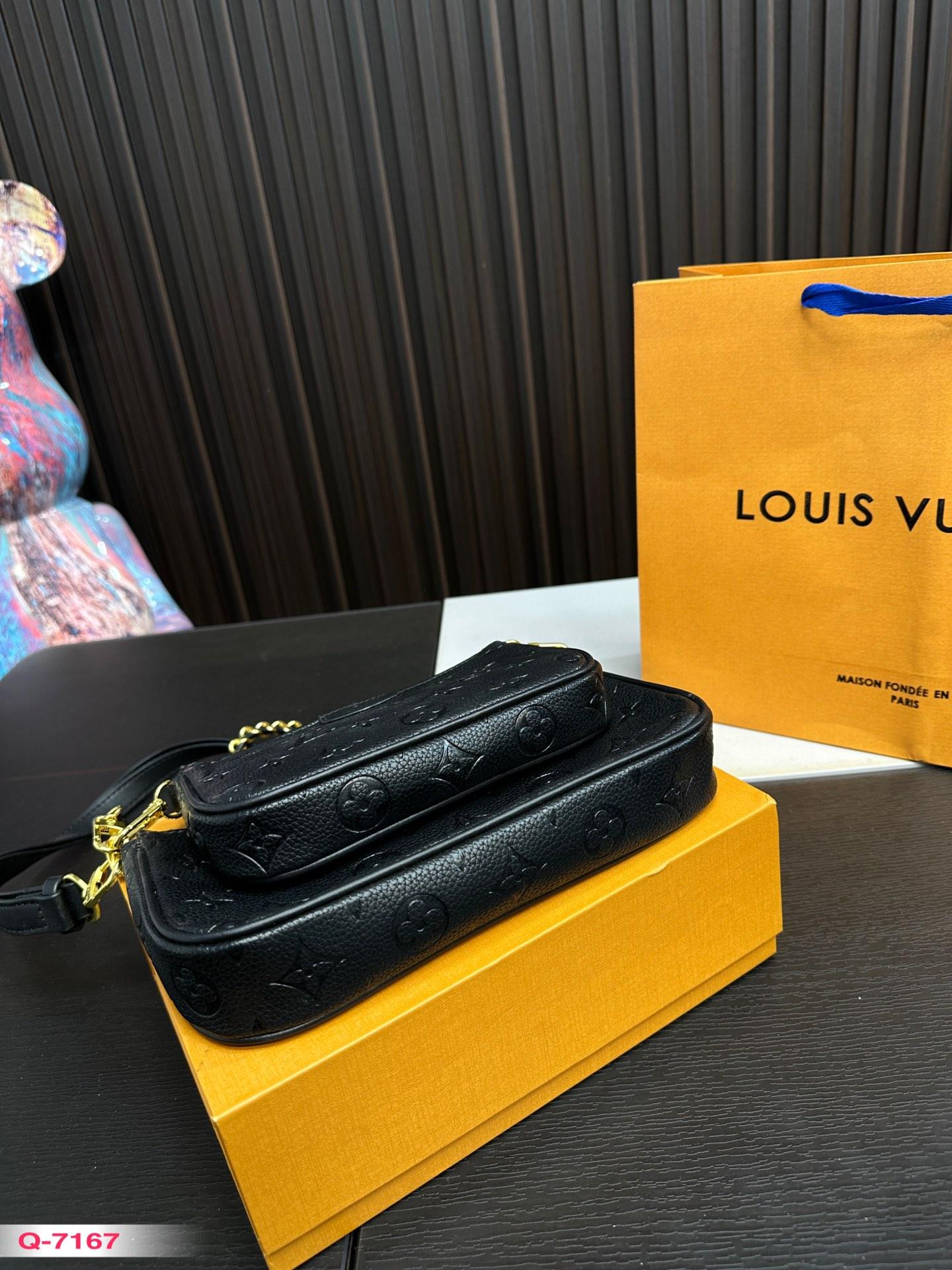 Replica Louis Vuitton Bag 12*23CM
