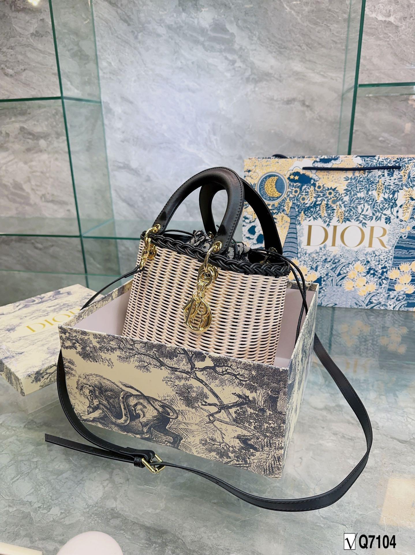 Replica Dior Bag 22*20CM