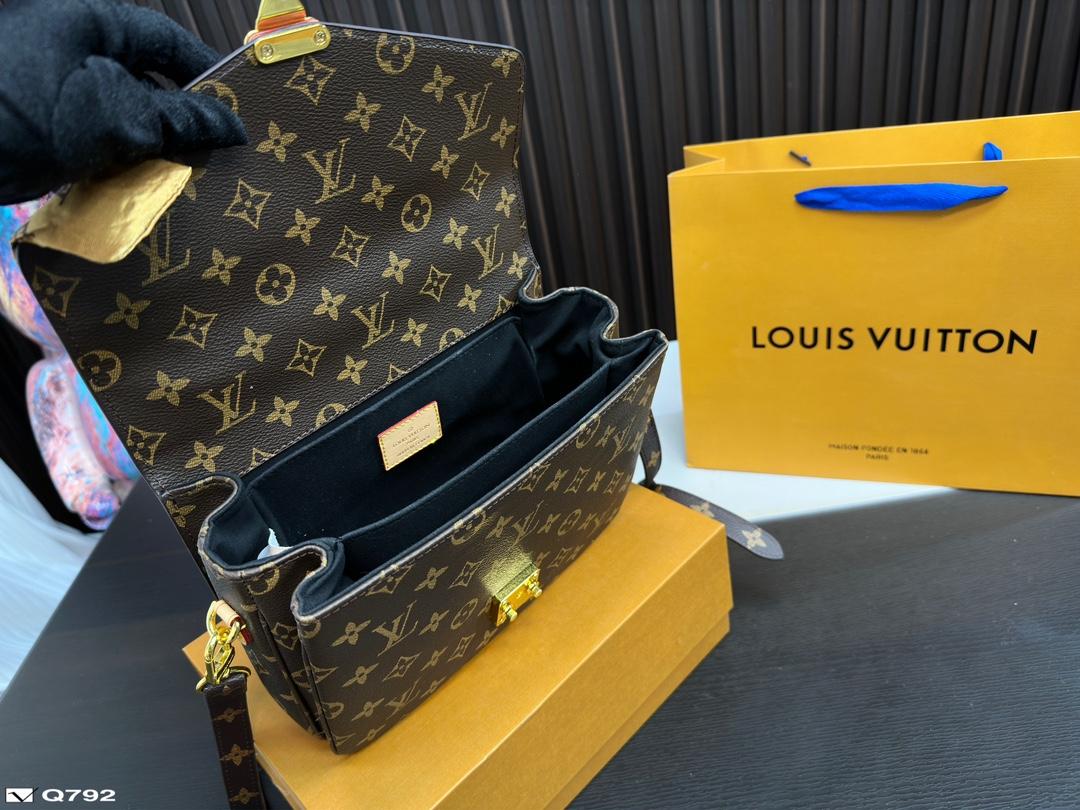 Replica Louis Vuitton Bag 24*18CM