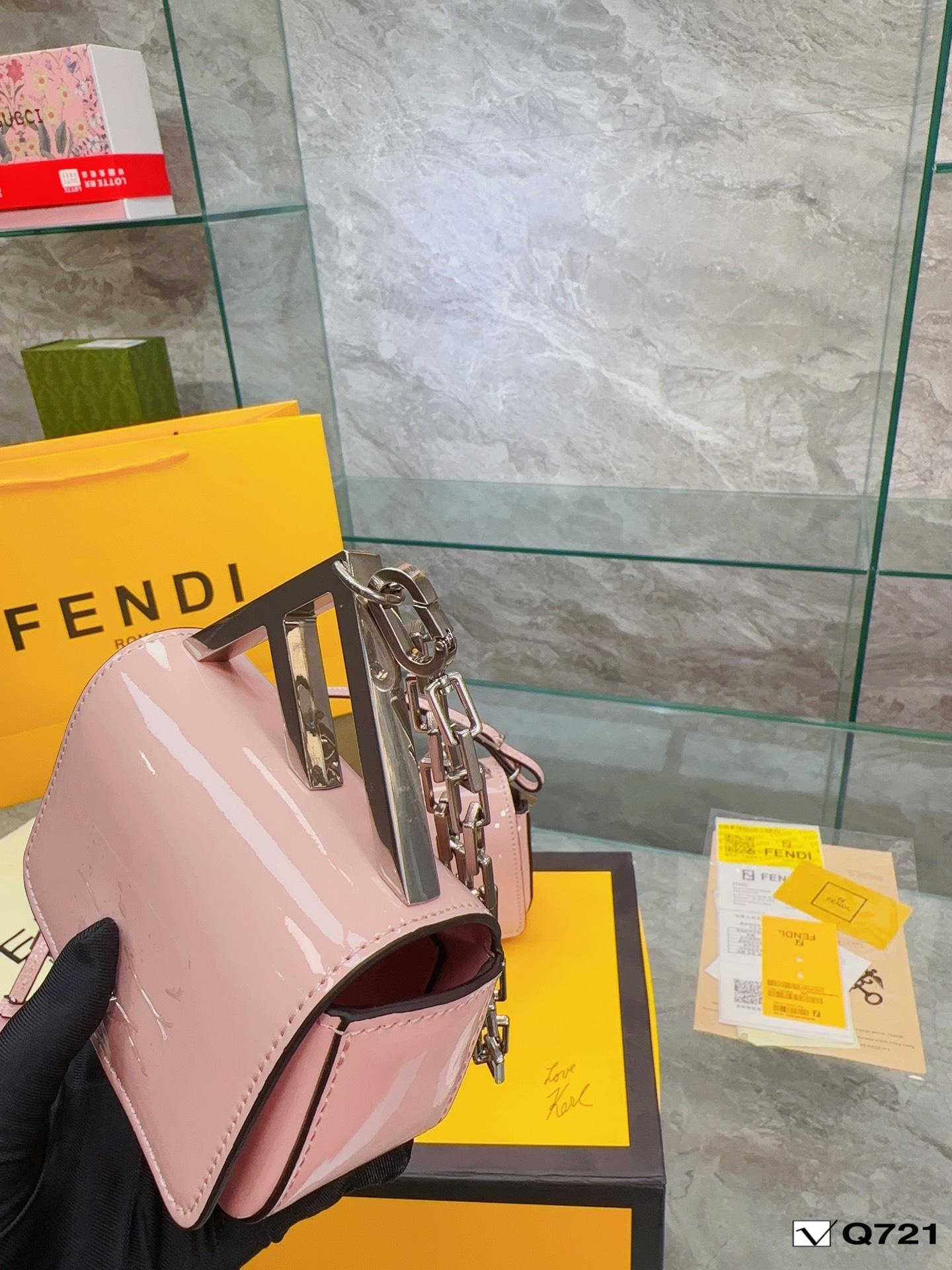 Replica Fendi Bag 15CM/23CM