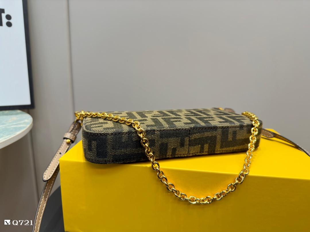 Replica Fendi Bag 21*14CM