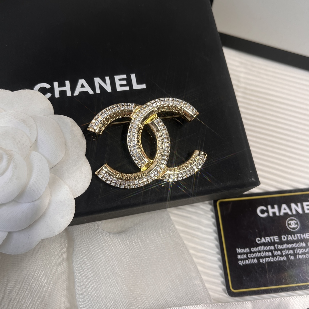Replica CHANEL Brooch