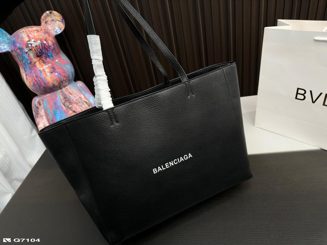 Replica Balenciaga Bag 36*28CM