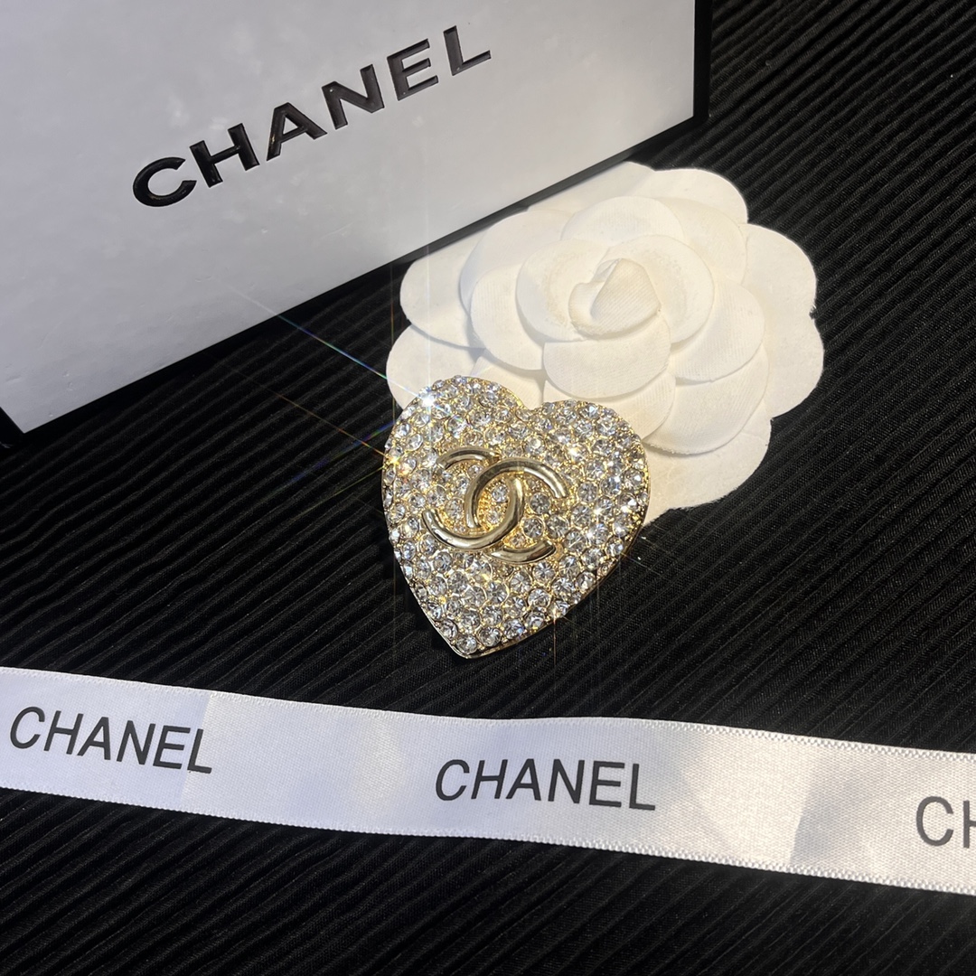 Replica CHANEL Brooch