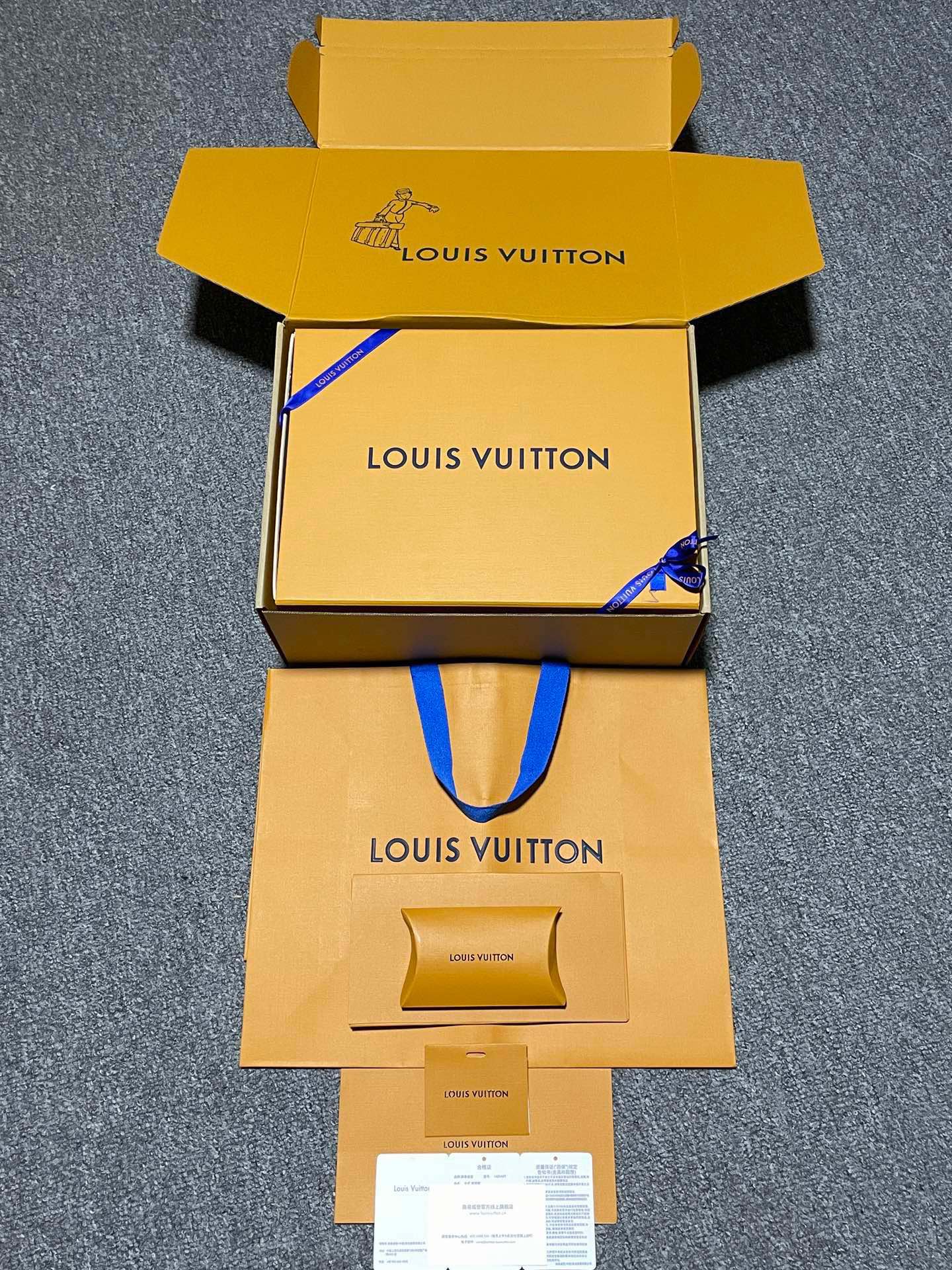 Replica Louis Vuitton Shoe Louis Vuitton LV Run 55 Size 35 36 37 38 39