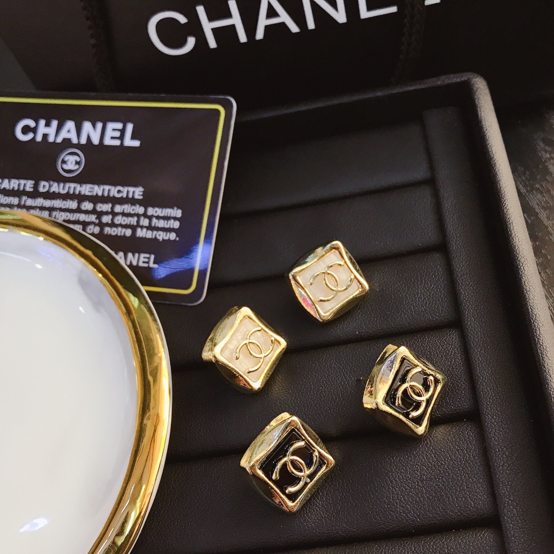 Replica CHANEL Earring