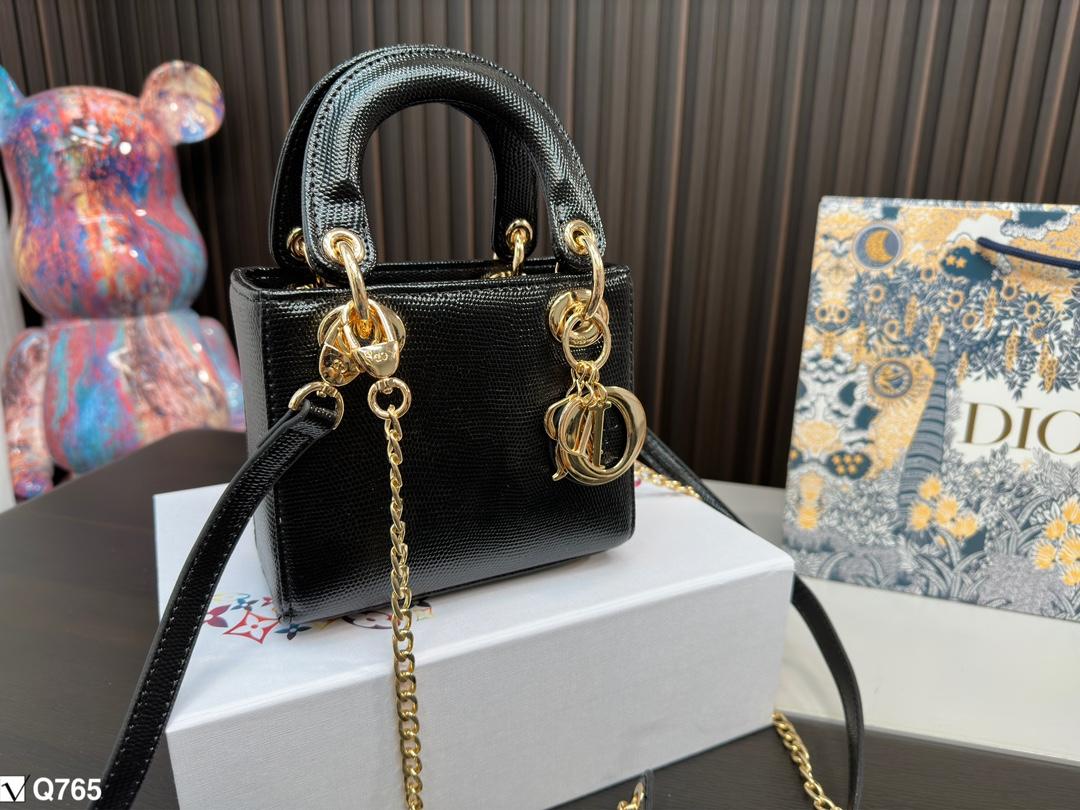 Replica Dior Bag  17*7*14CM