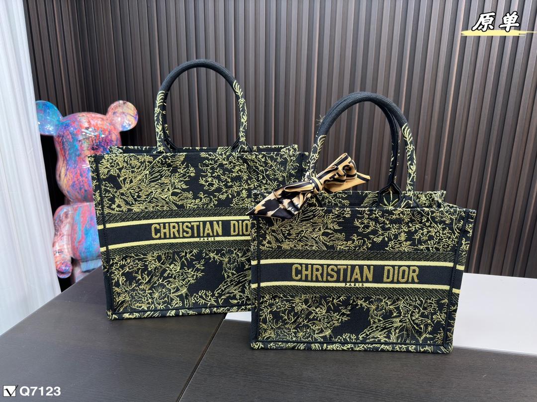 Replica Dior Bag   41*34CM/36*27CM