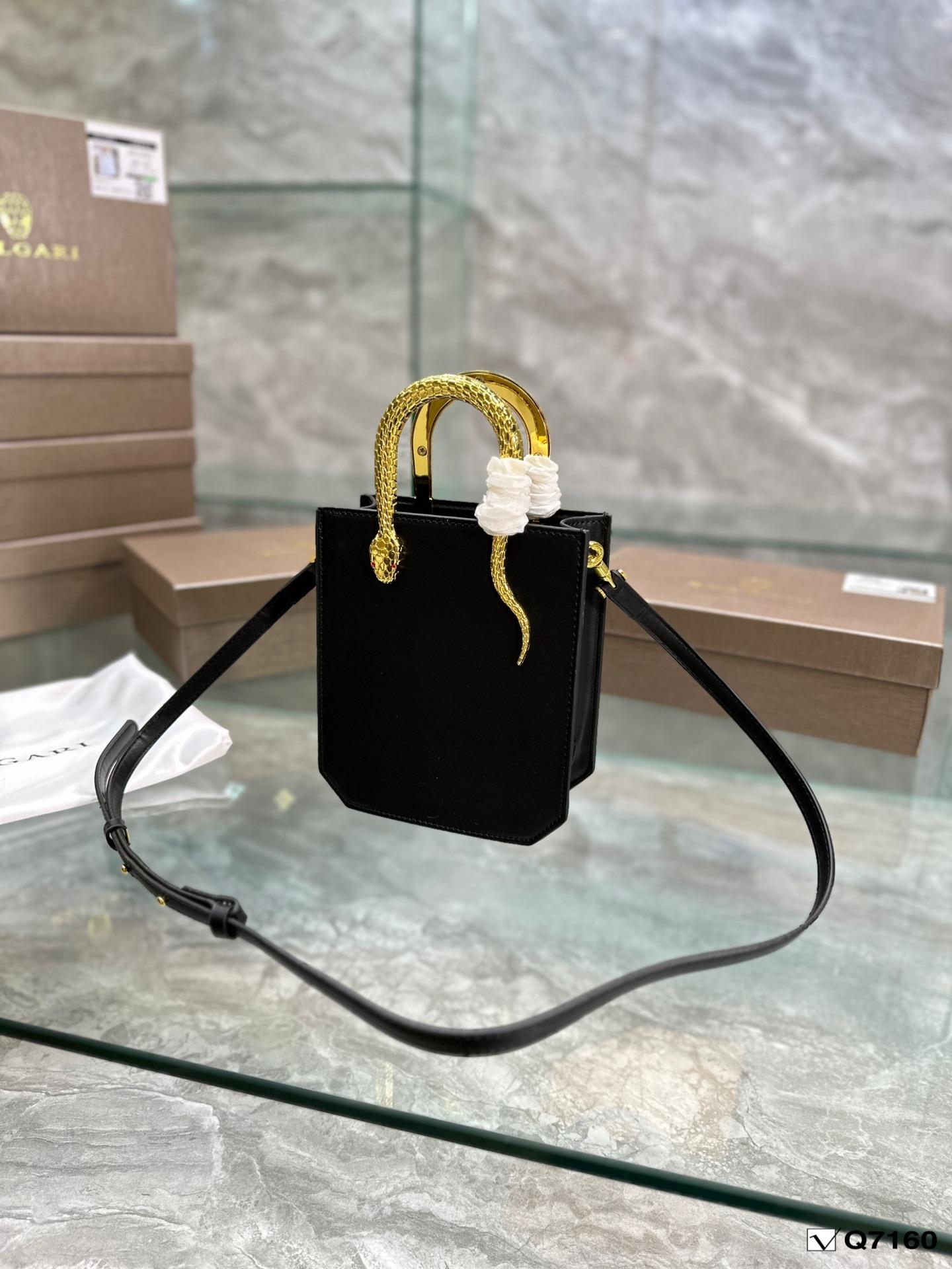 Replica BURBERRY Bag  15*20CM