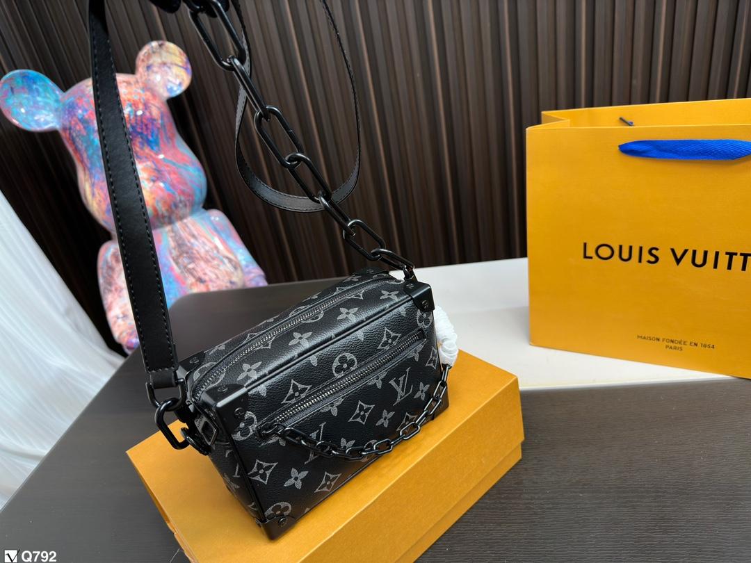 Replica Louis Vuitton Bag 18*12CM