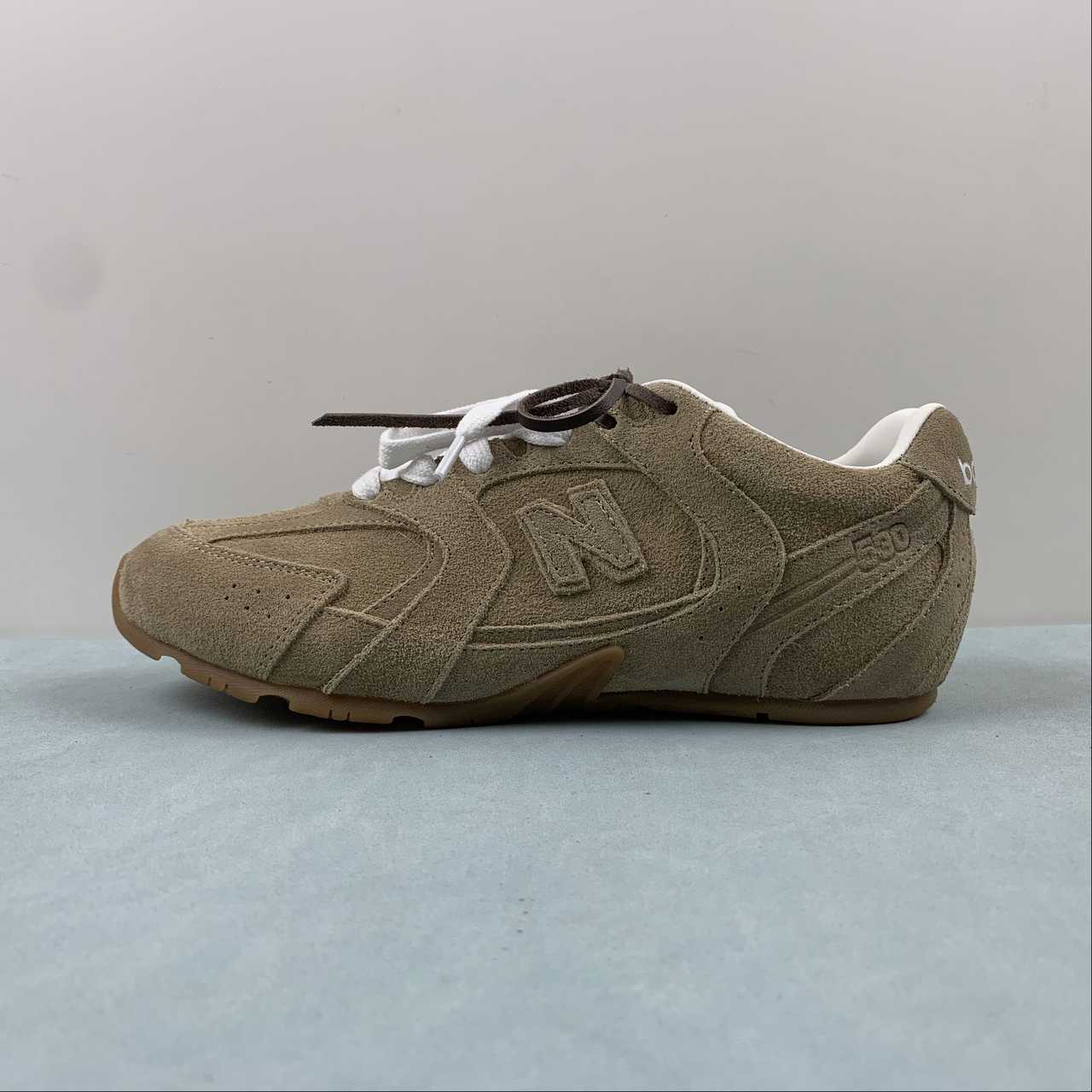 Replica New Balance Shoe Miumiu x New Balance 24s SizeU   35 36 37 38 39 40