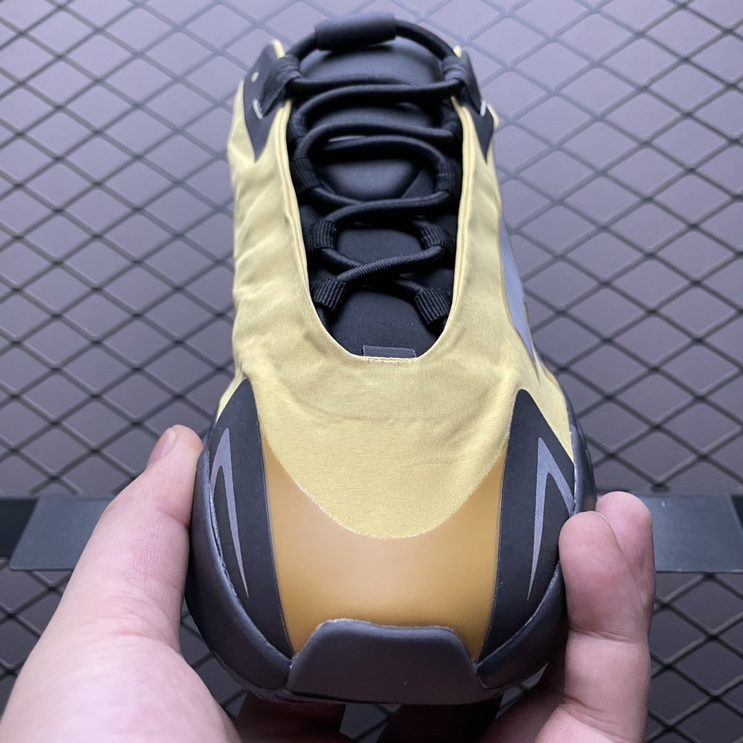 Replica Adidas Yeezy Shoe Adidas Yeezy 700 MNVN Honey Flux GZ3079 Size 36-48