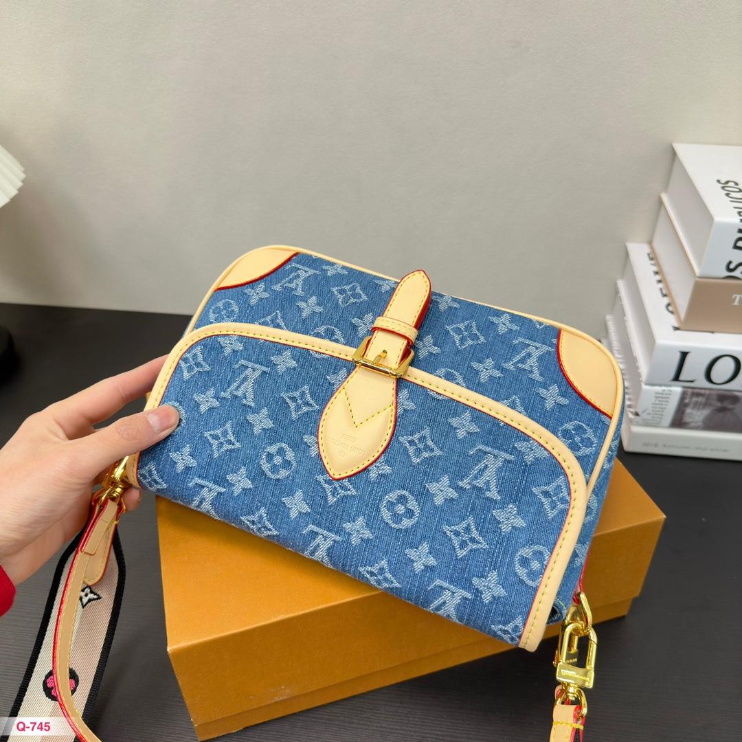 Replica Louis Vuitton Bag 16*25CM
