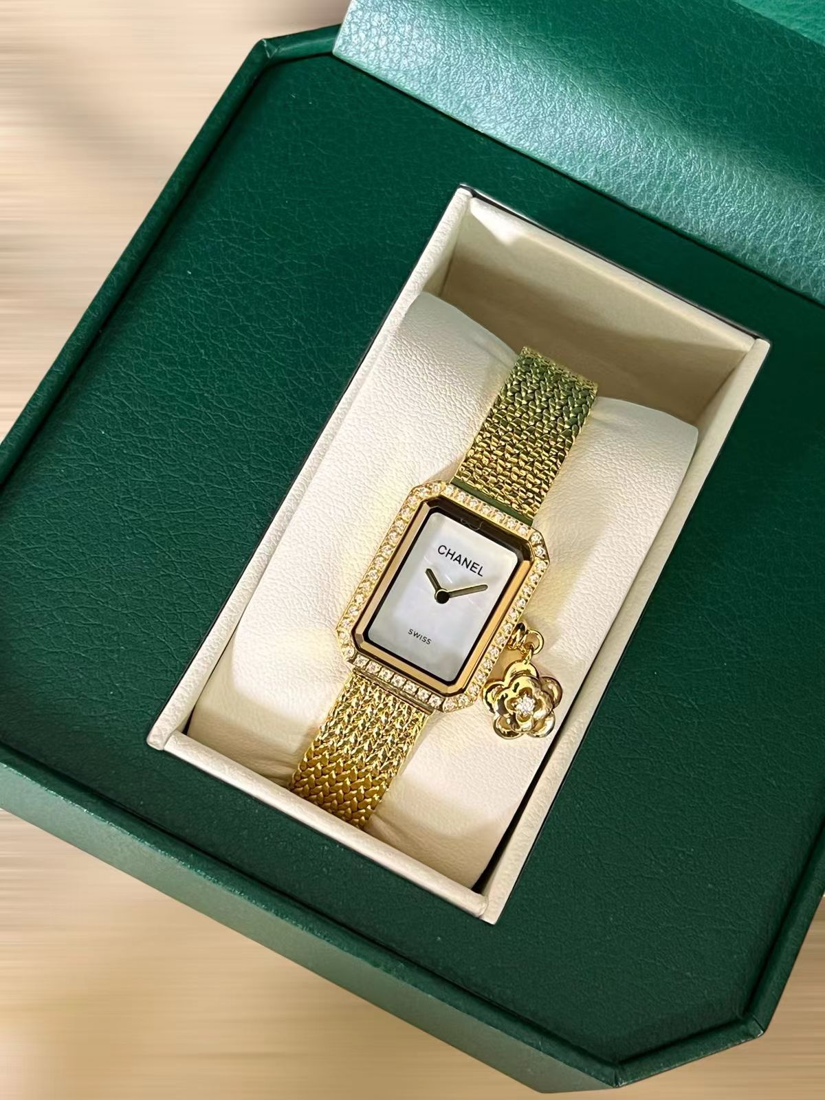 Replica CHANEL 904l Stainless Steel Quartz Watch 20MM