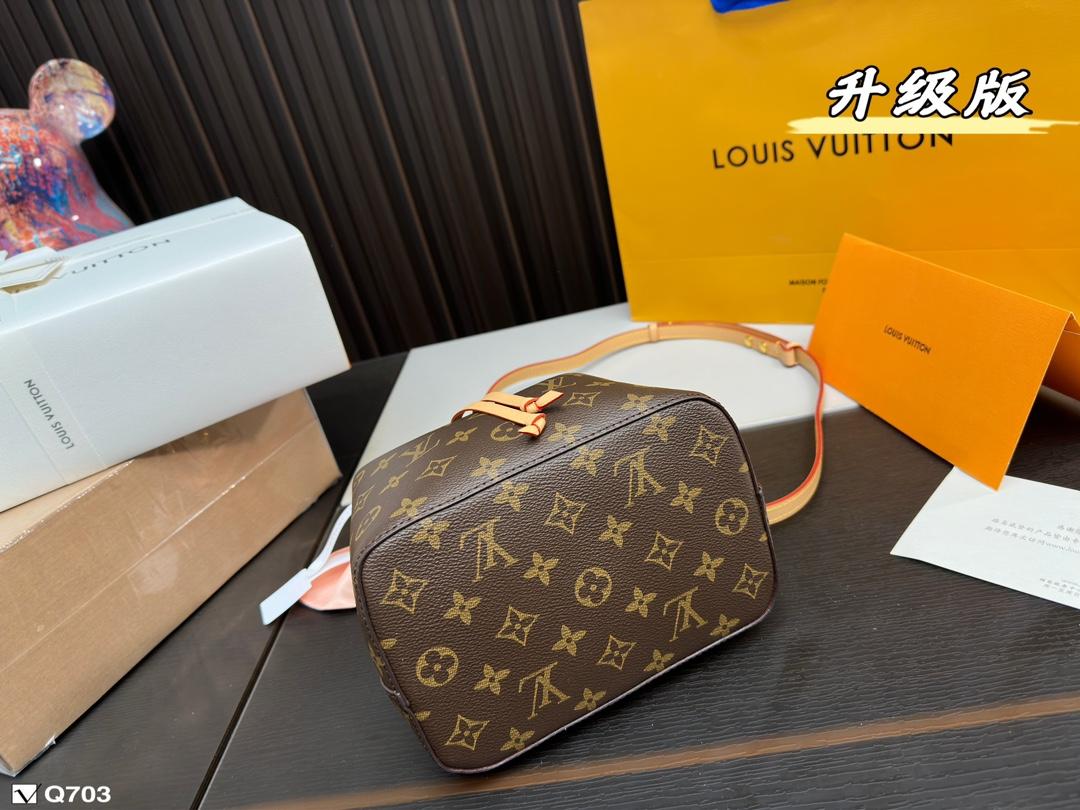 Replica Louis Vuitton Bag 20*20CM