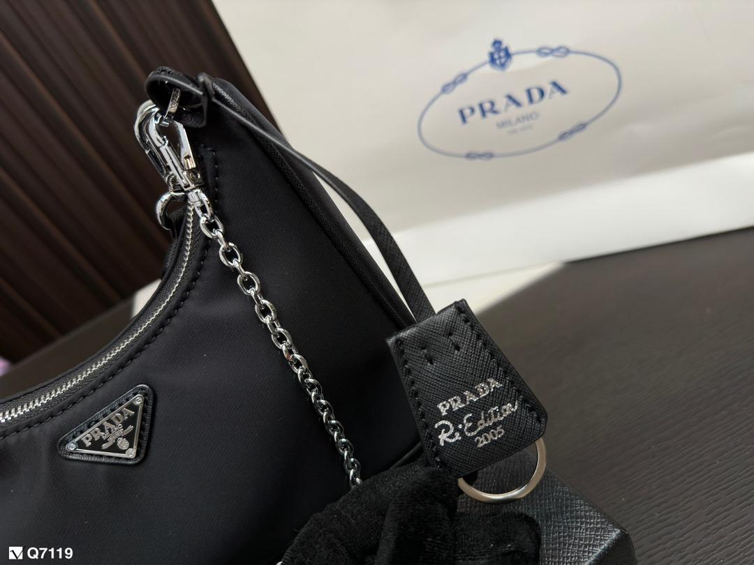 Replica Prada Bag 22*11CM