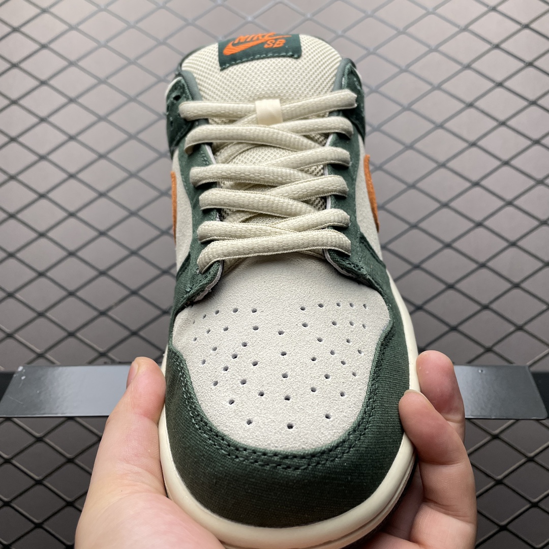 Replica Nike Dunk SB Shoe Nike SB Dunk Low Eire 304292-185 Size 40-47.5