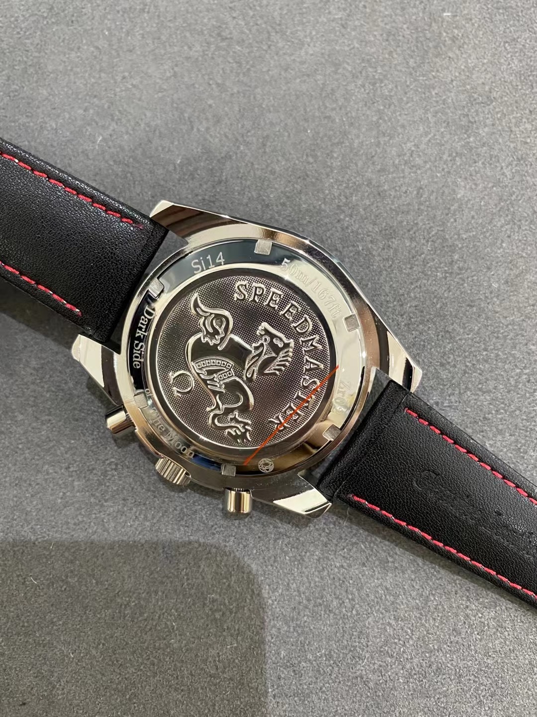 Replica OMEGA Speedmaster 904l Stainless Steel Quartzl Watch 44MM