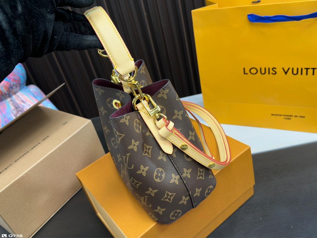 Replica Louis Vuitton Bag 19*19CM/25*25CM