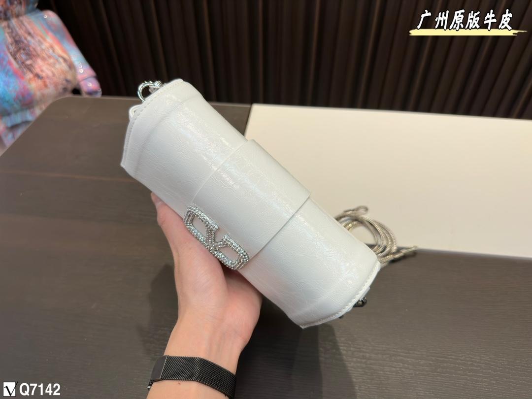 Replica Valentino Bag 21*11CM