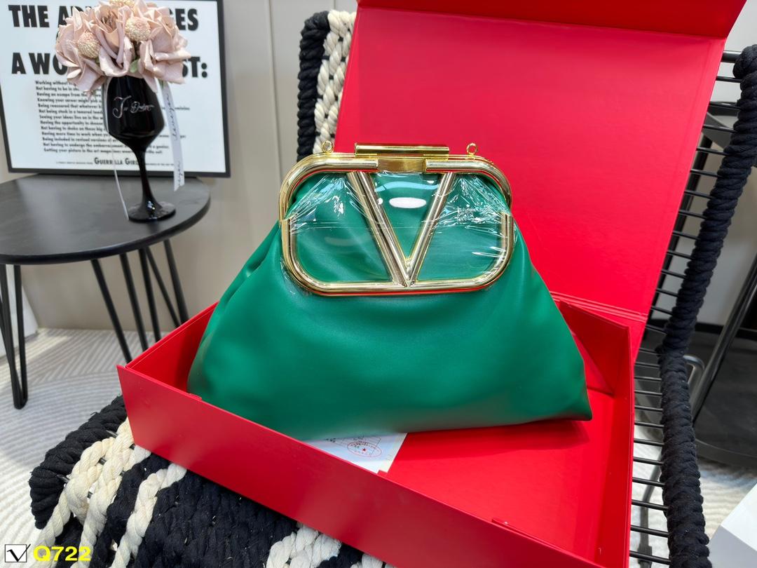 Replica Valentino Bag 38*23CM