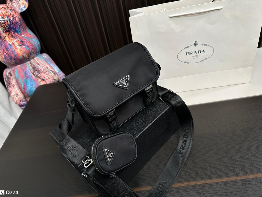 Replica Prada Bag 21*15CM