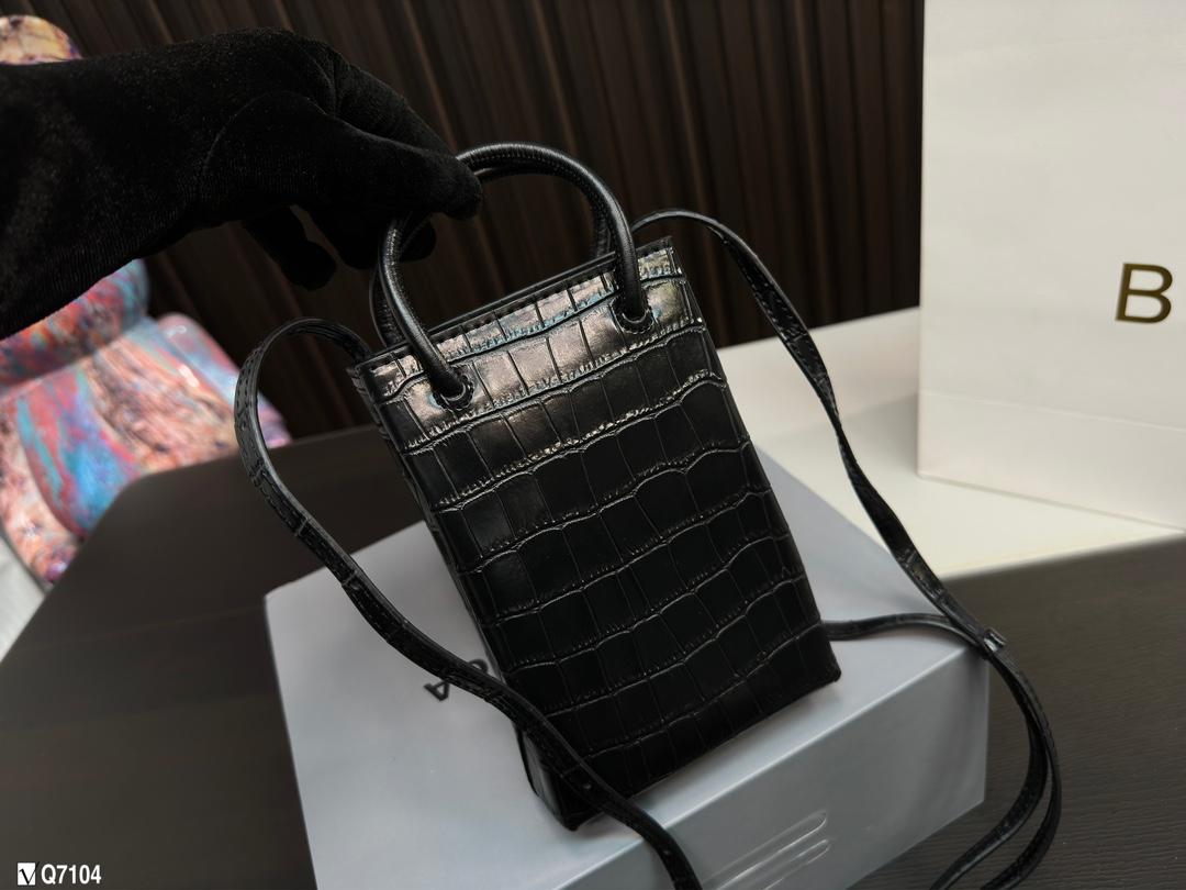 Replica Balenciaga Bag 11*17CM