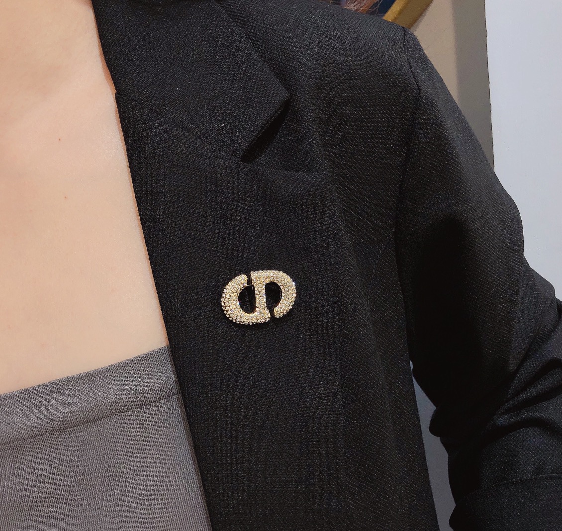 Replica DIOR Brooch