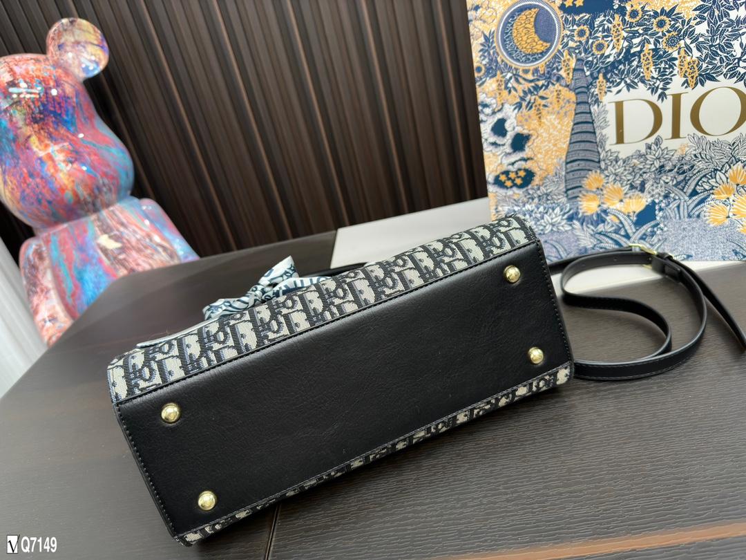 Replica Dior Bag 18*30CM