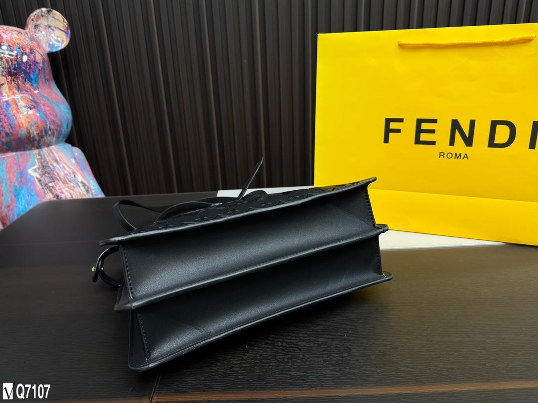 Replica Fendi Bag 32.5*25CM