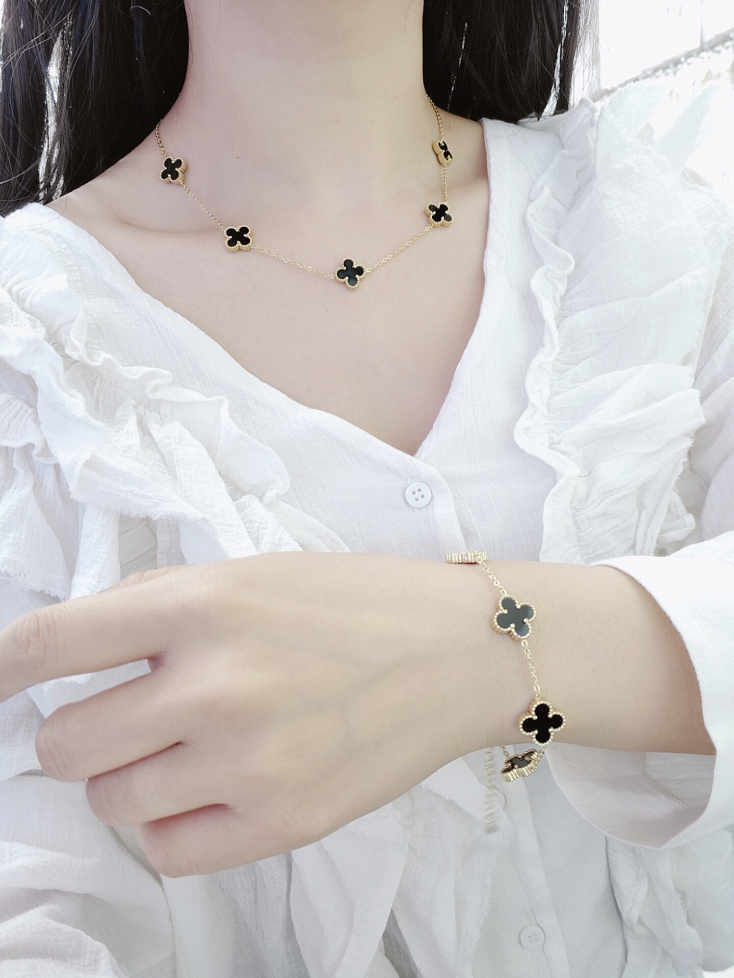 Replica VanCleef Arpels Necklace