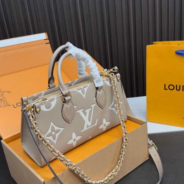 Replica Louis Vuitton Bag 14*26CM
