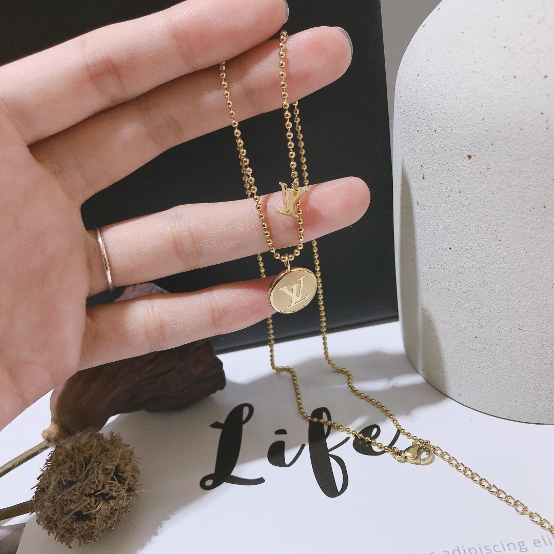 Replica LOUIS VUITTON Necklace