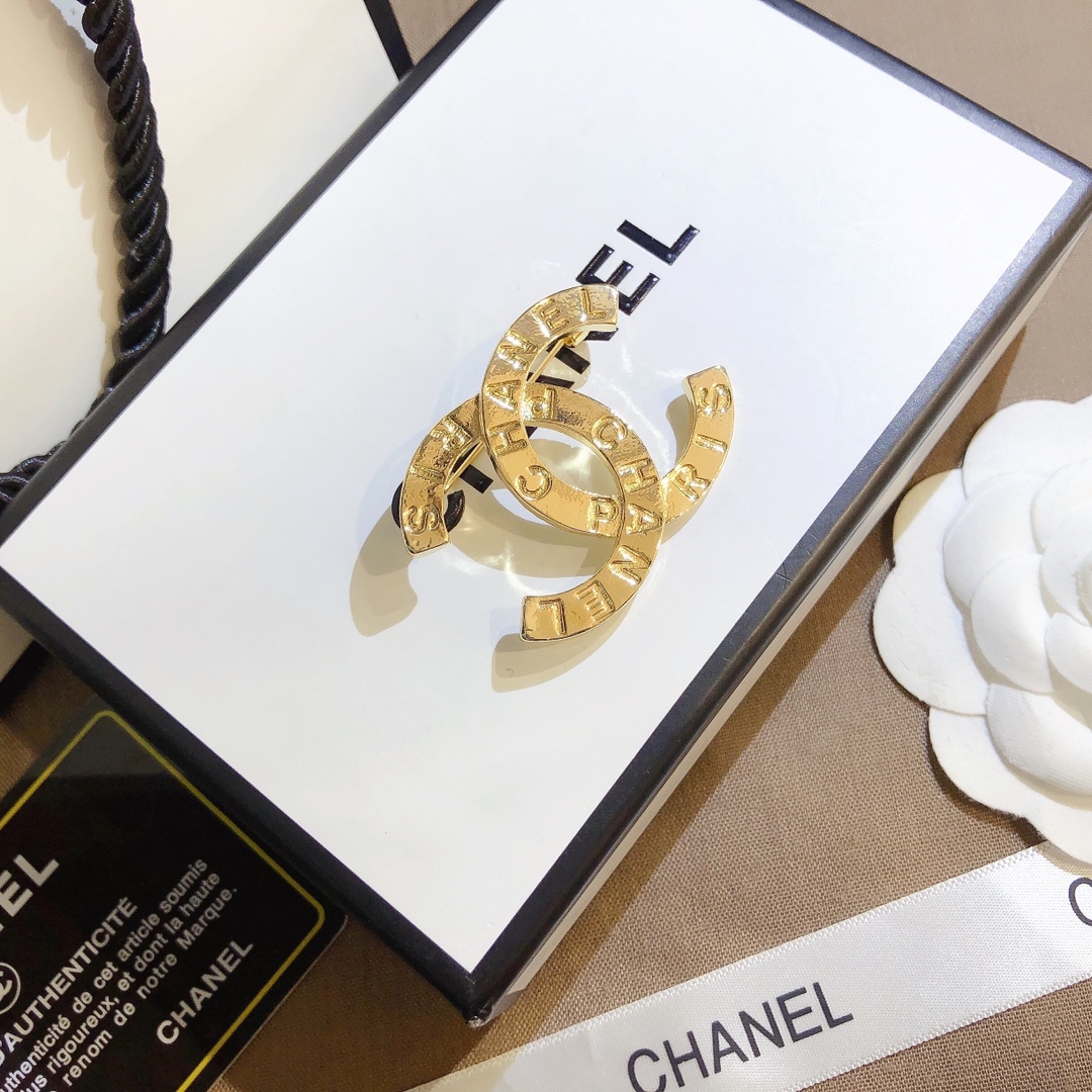 Replica CHANEL Brooch
