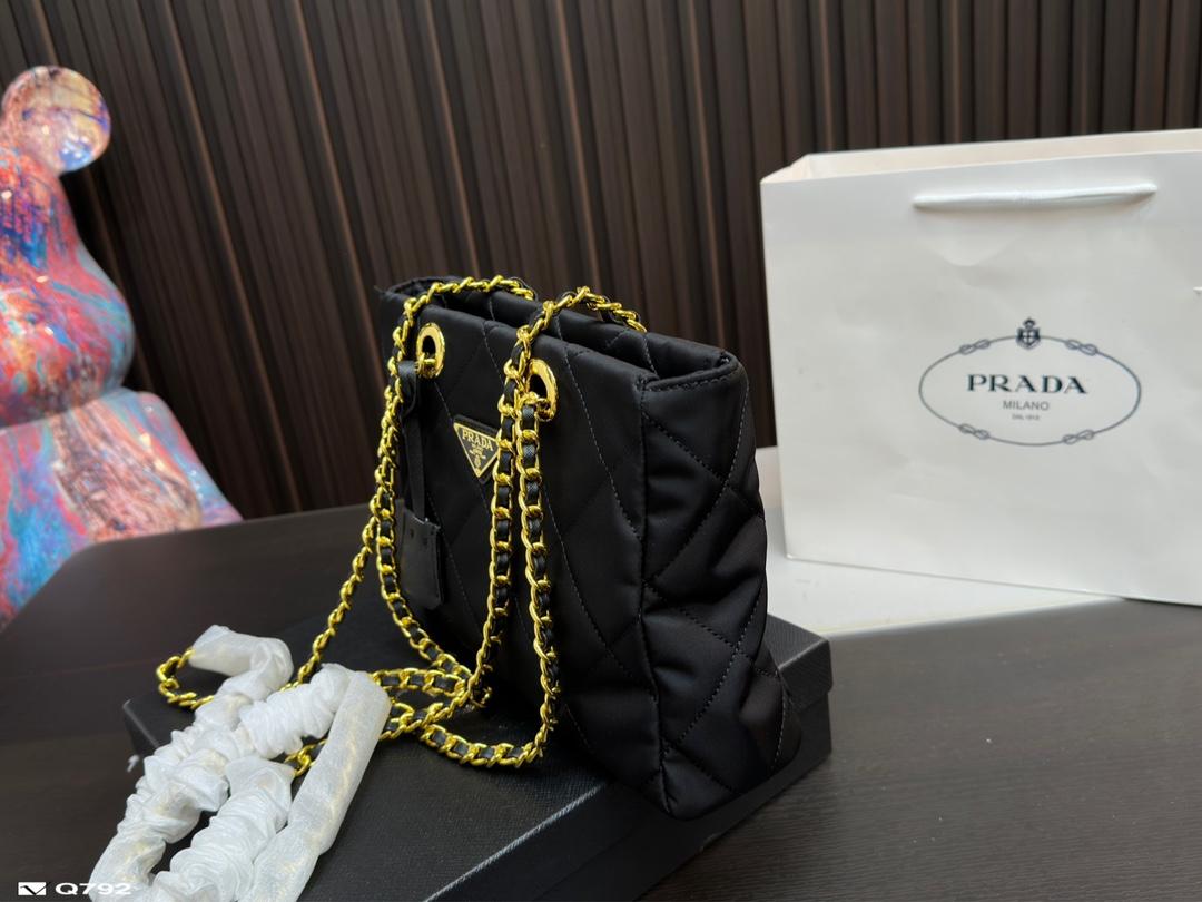 Replica Prada Bag 20*25CM