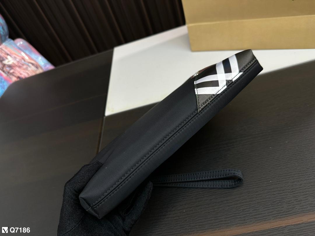 Replica Burberry Bag 17*27CM