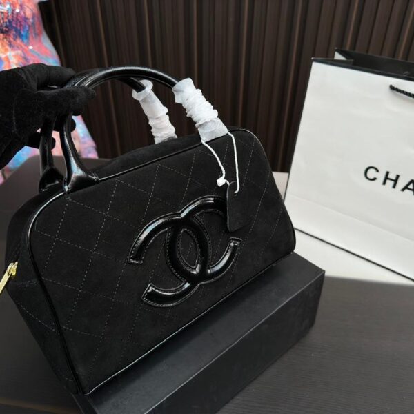 Replica Chanel Bag 28*17CM