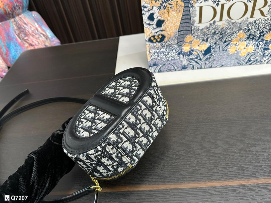 Replica Dior Bag 18*11CM