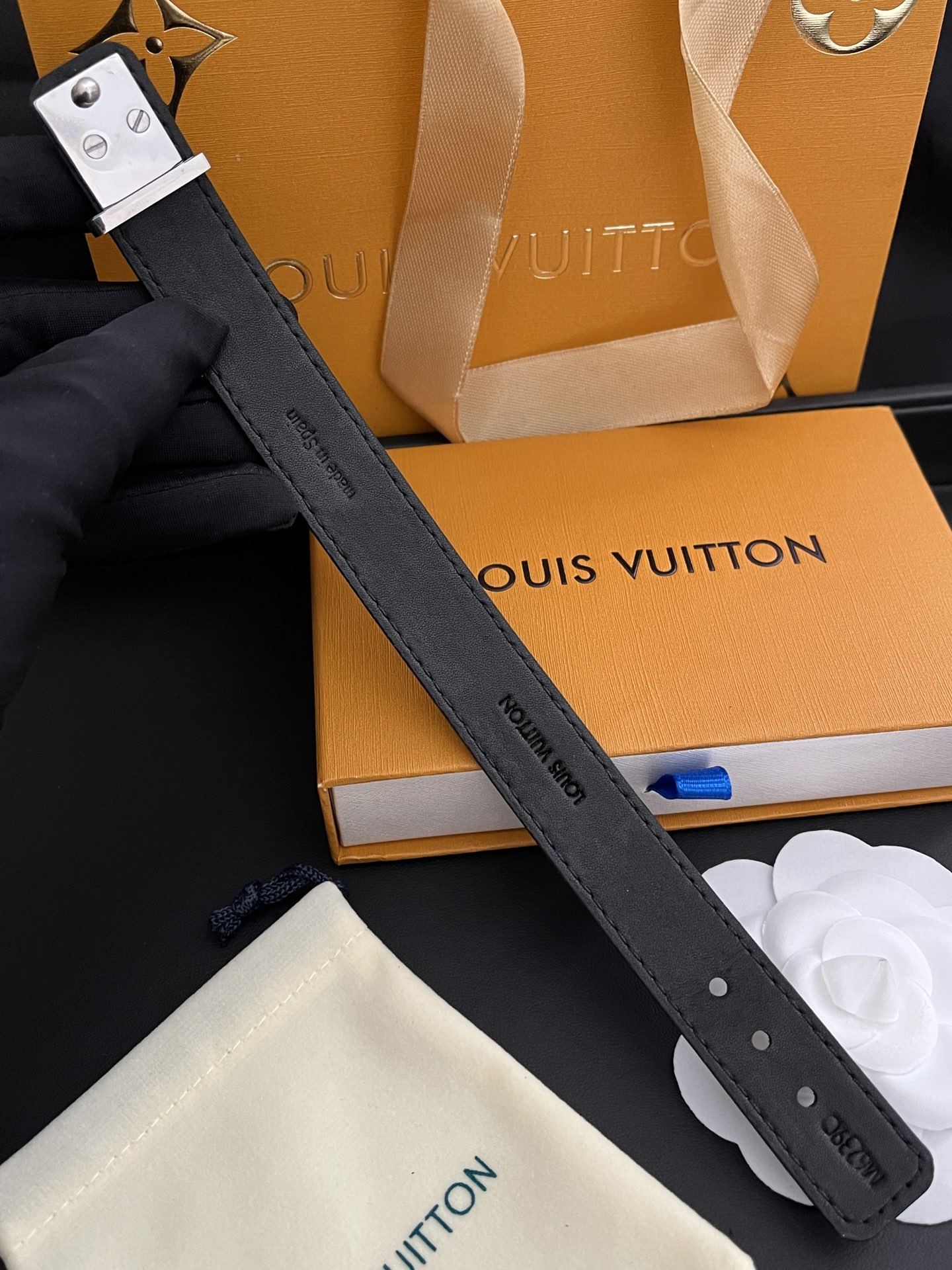Replica LOUIS VUITTON Bangle