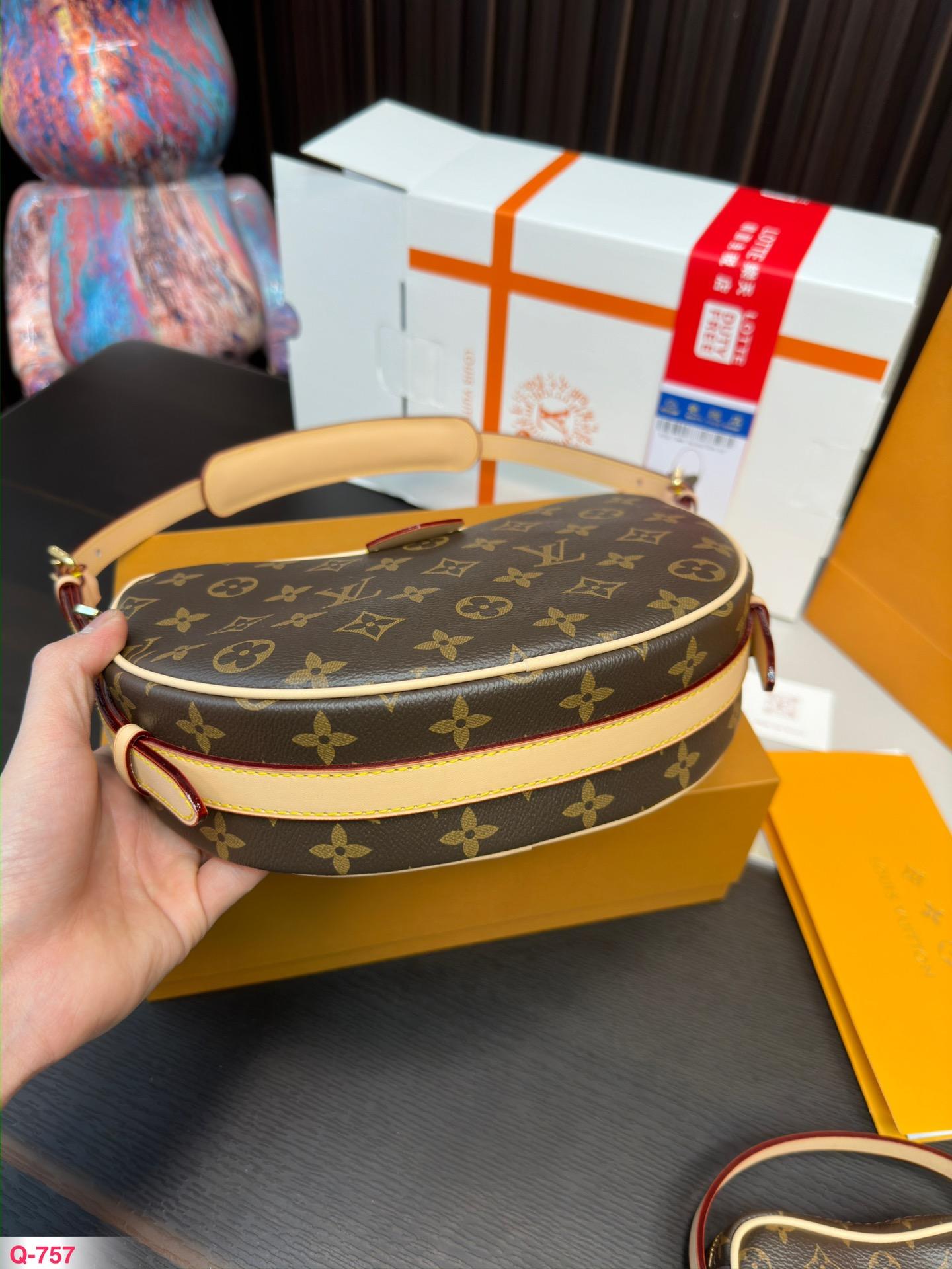 Replica Louis Vuitton Bag 14*25CM