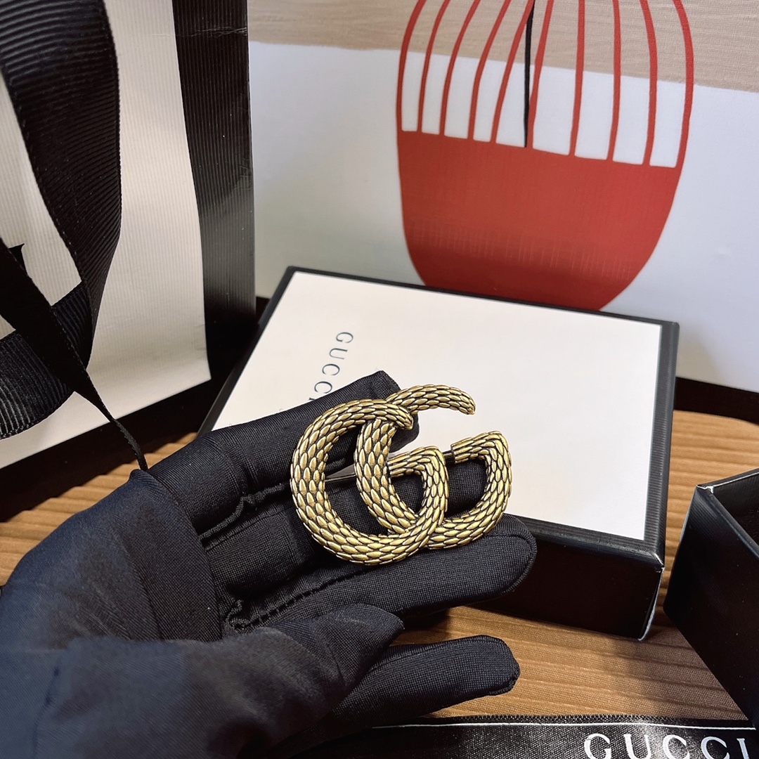 Replica GUCCI Brooch