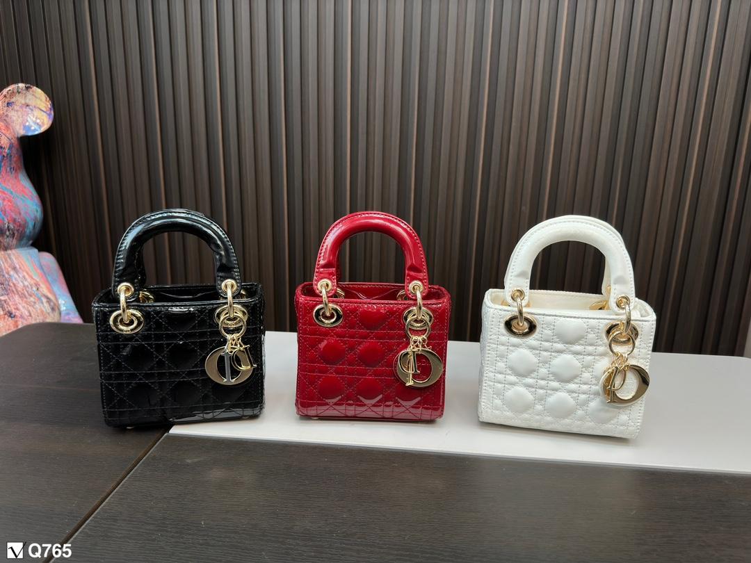 Replica Dior Bag  14*17*7CM