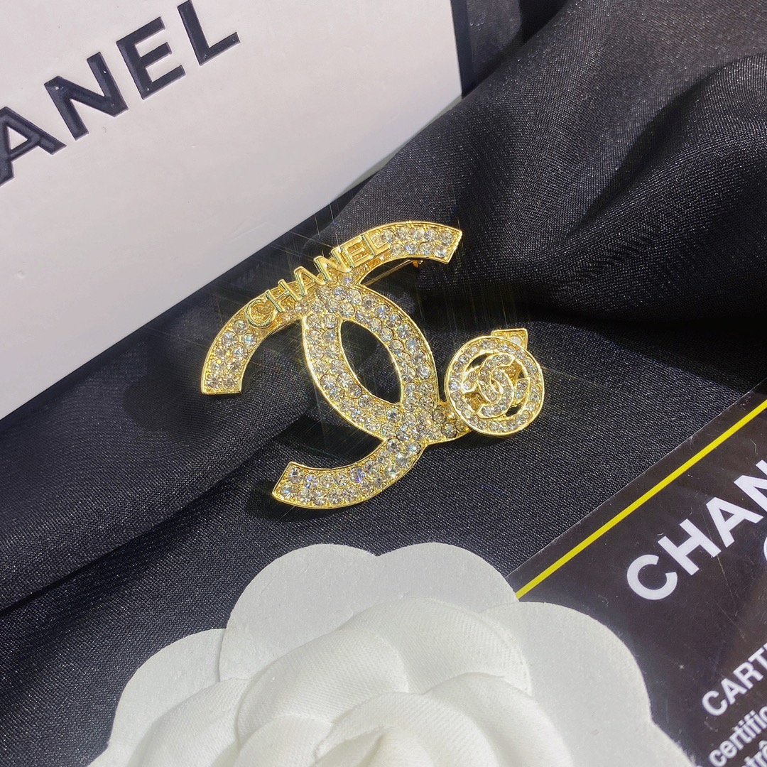 Replica CHANEL Brooch