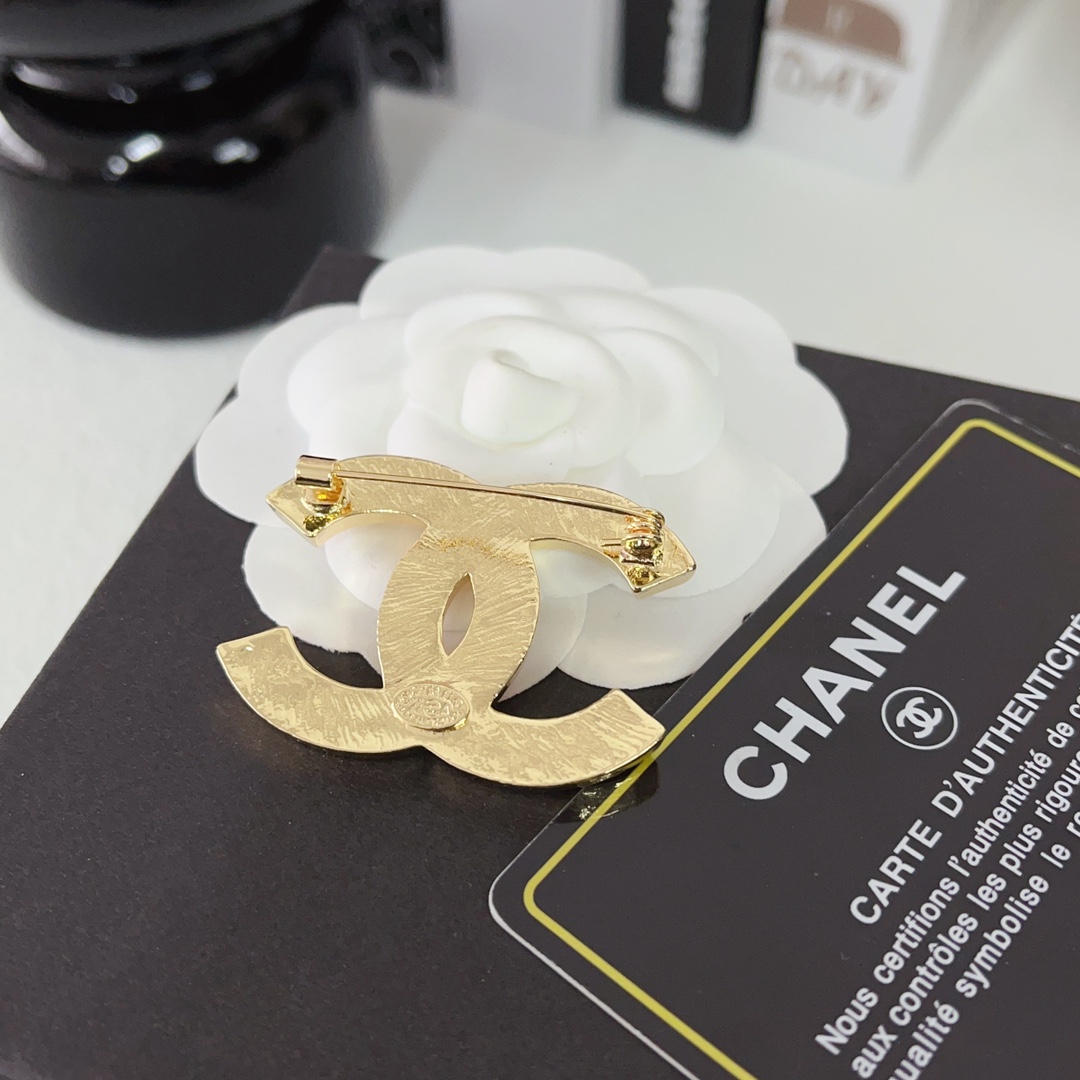 Replica CHANEL Brooch