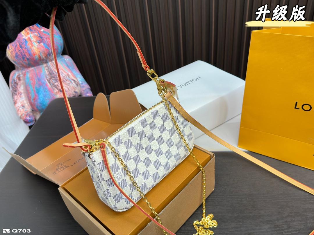 Replica Louis Vuitton Bag 22*13CM