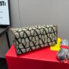 Replica Valentino Bag 23*21CM