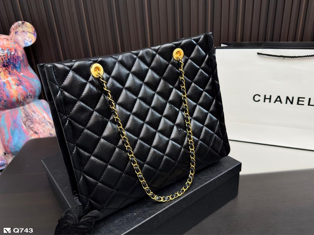Replica Chanel Bag 32*28CM