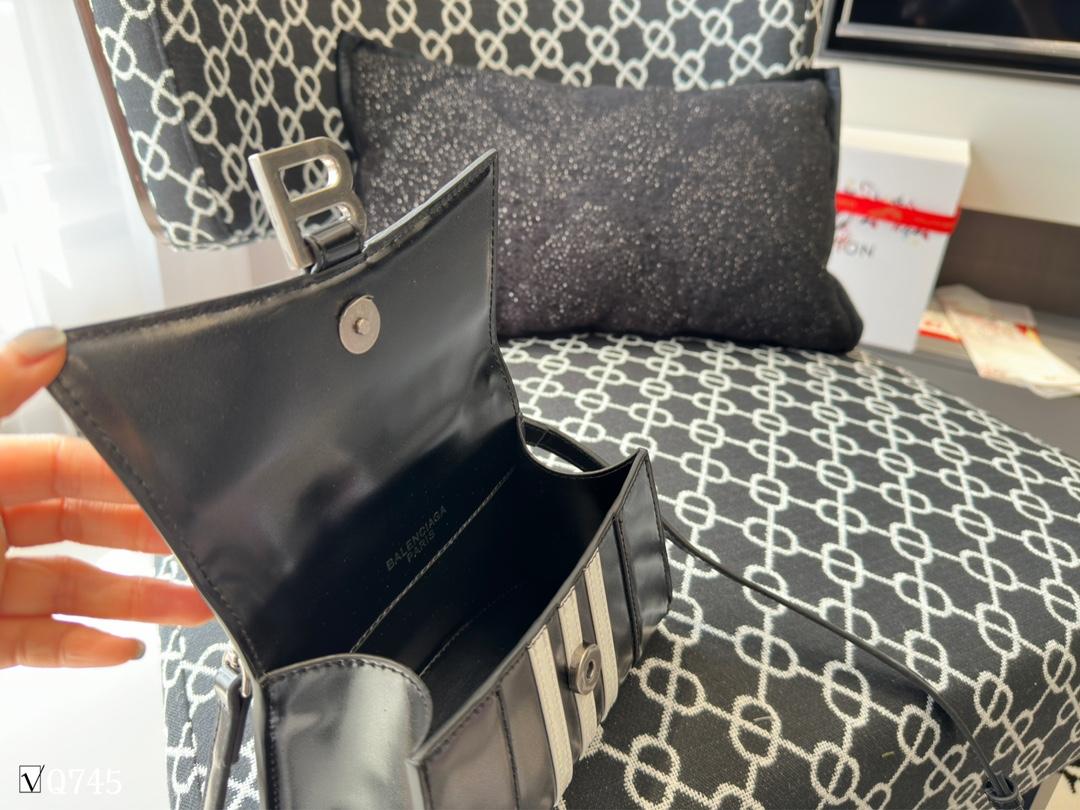 Replica Balenciaga Bag  22.5*14CM/19*12CM