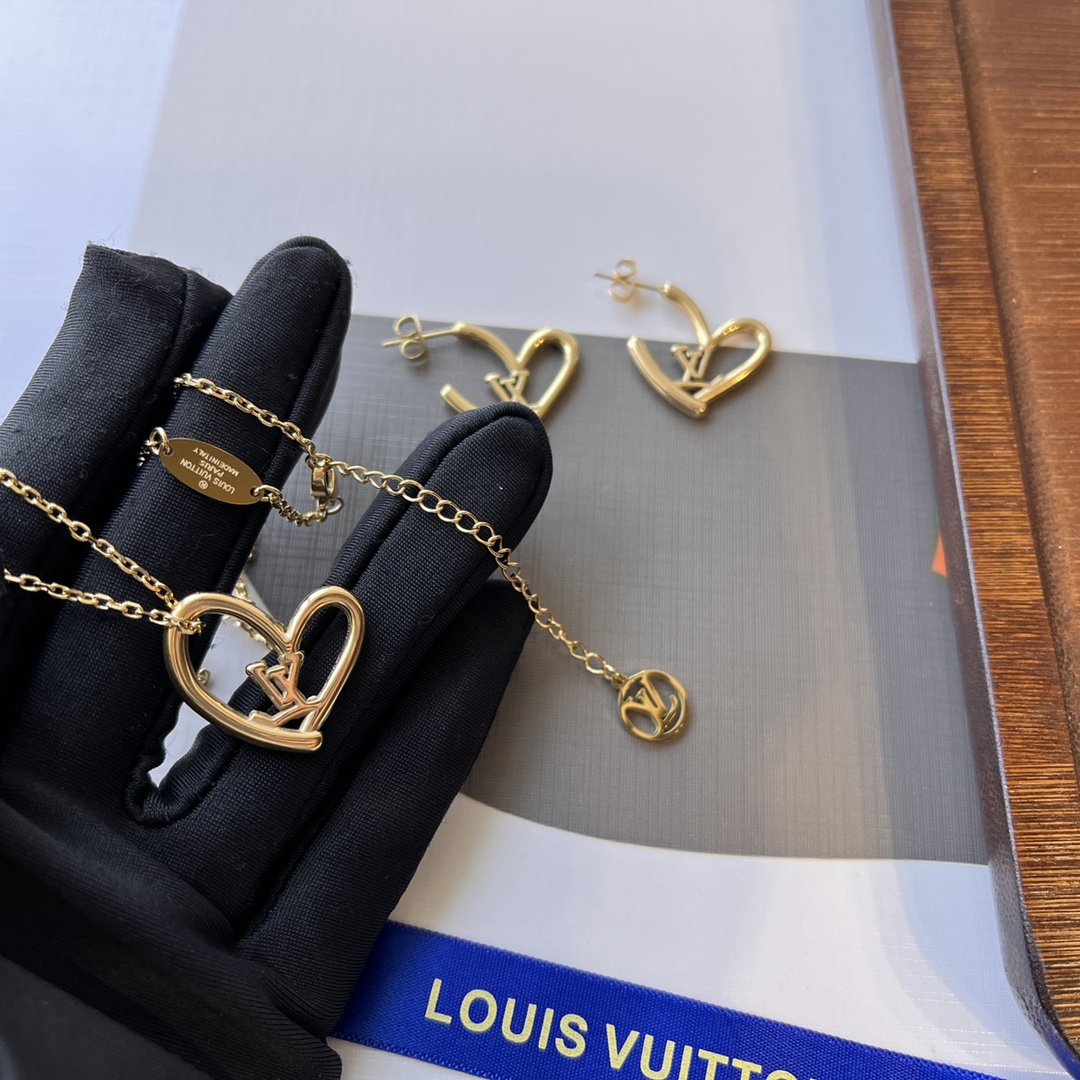 Replica LOUIS VUITTON Necklace