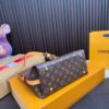 Replica Louis Vuitton Bag 27*21CM/38*26CM